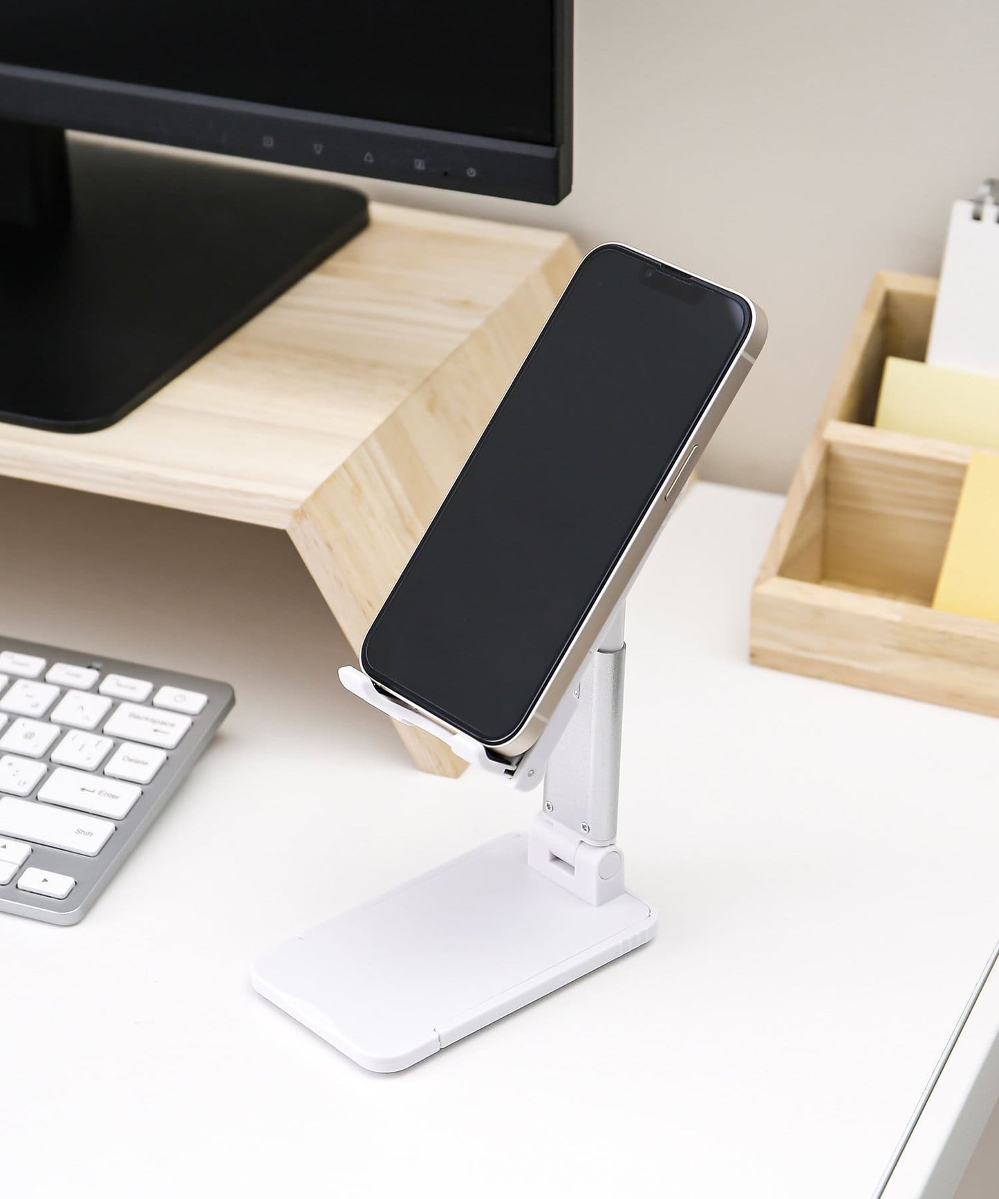 Smartphone Stand (White)