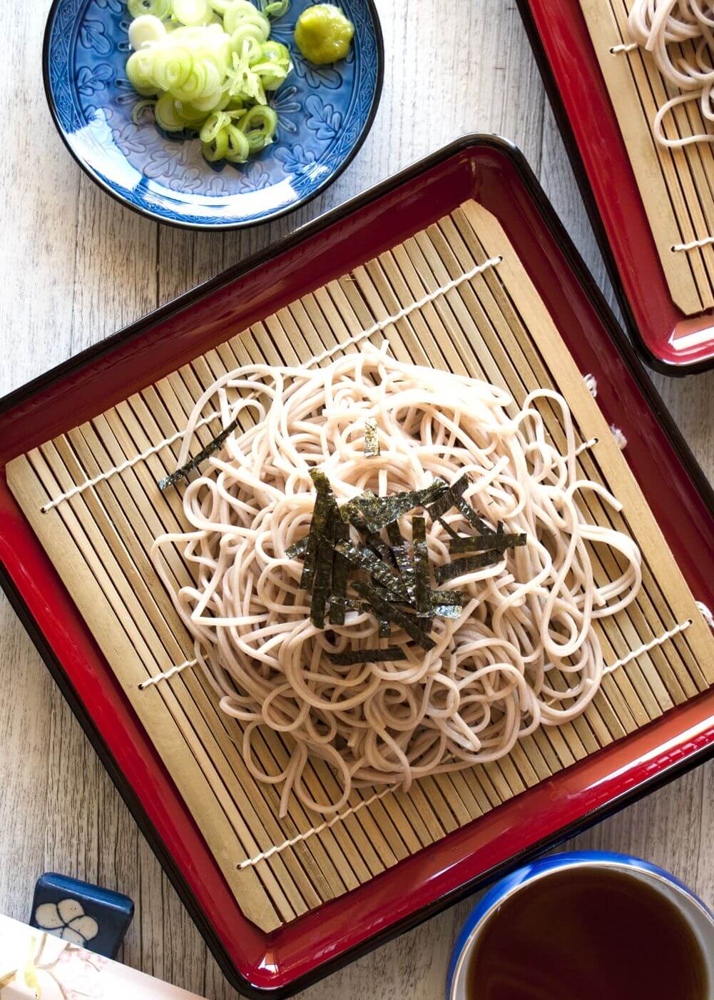 Daiso Cold soba and udon noodles dish Square shape